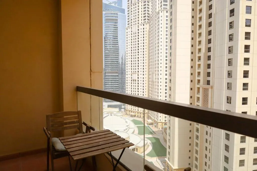 Cozy 2 Bedroom At Jbr Beachfront With Pool And Gym Dubai