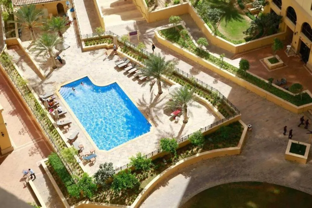 Cozy 2 Bedroom At Jbr Beachfront With Pool And Gym Dubai